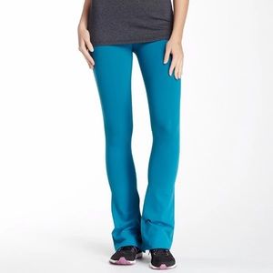 Splits59 Raquel Flare Legging